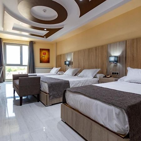 Algiers Hotel Zinou Zm מראה חיצוני תמונה