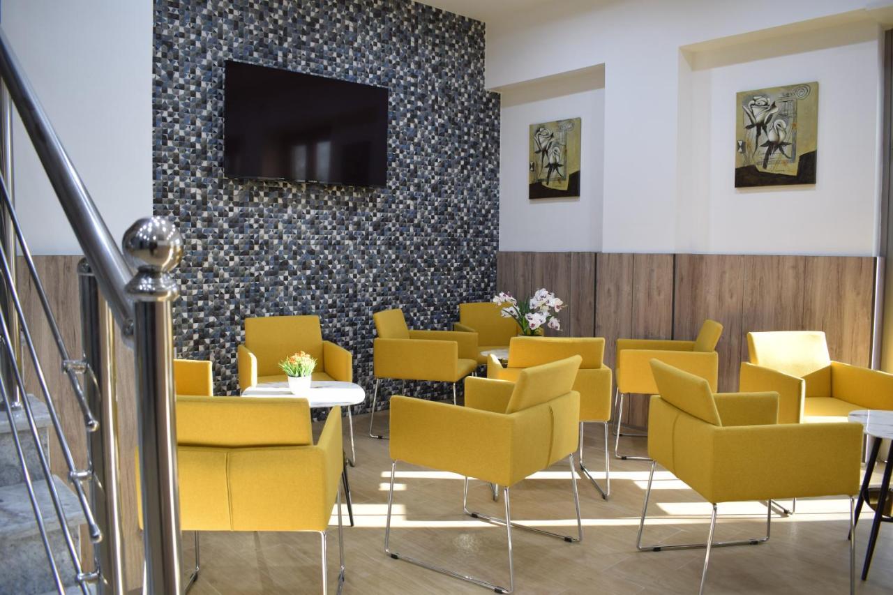 Algiers Hotel Zinou Zm מראה חיצוני תמונה