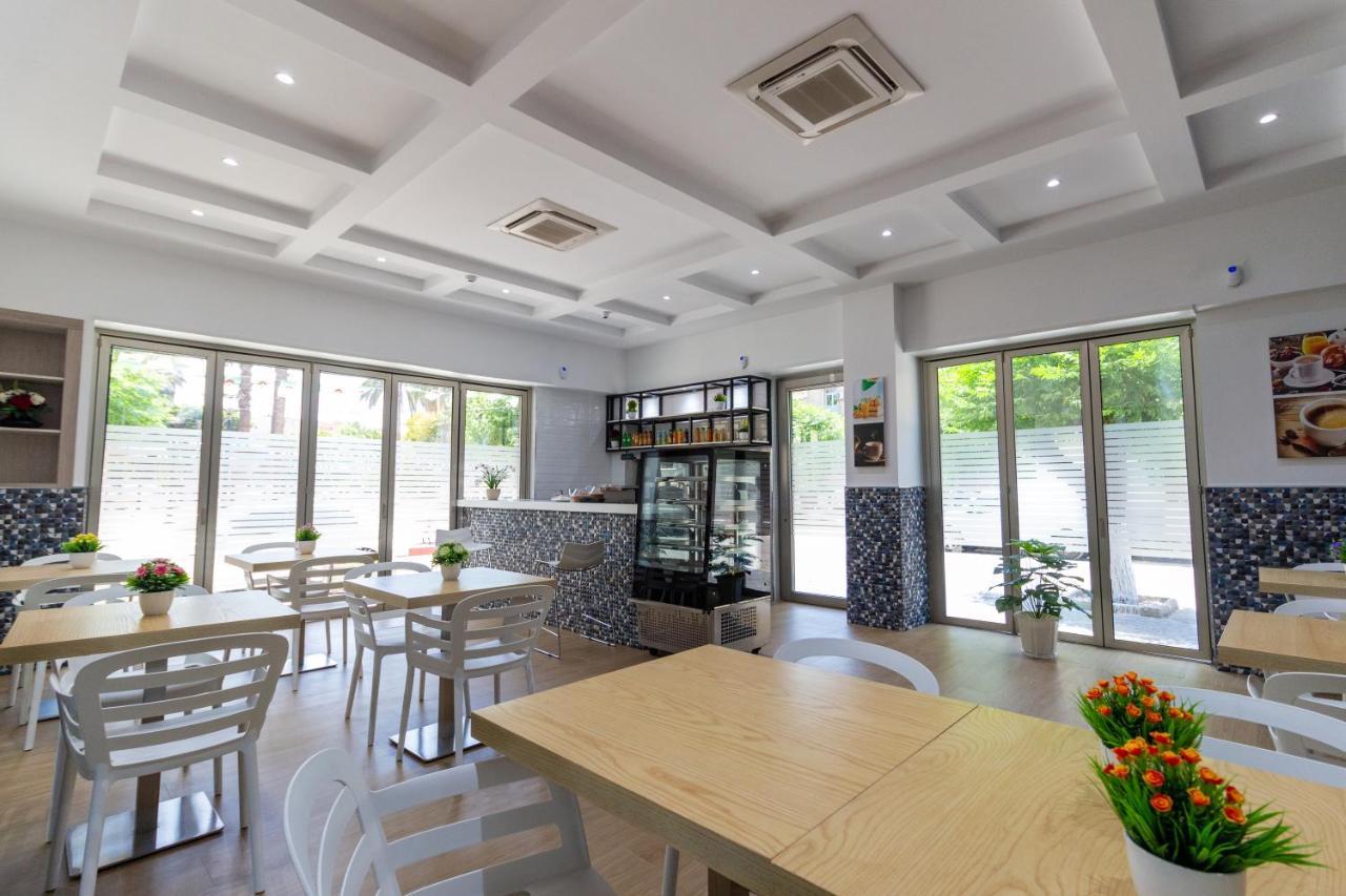 Algiers Hotel Zinou Zm מראה חיצוני תמונה